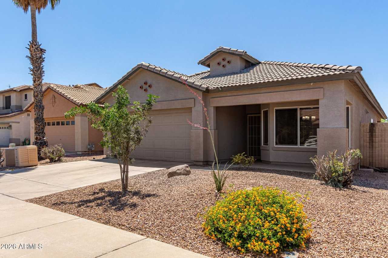 3556 N 143rd Ln - Photo 3 of 27