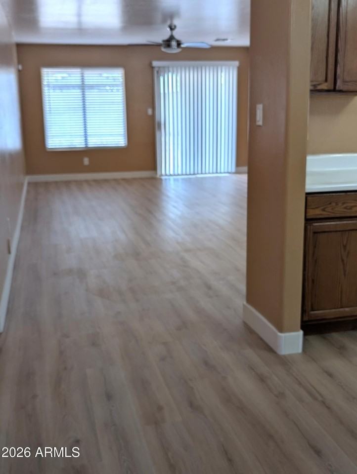 13216 W Mauna Loa Ln - Photo 7 of 21