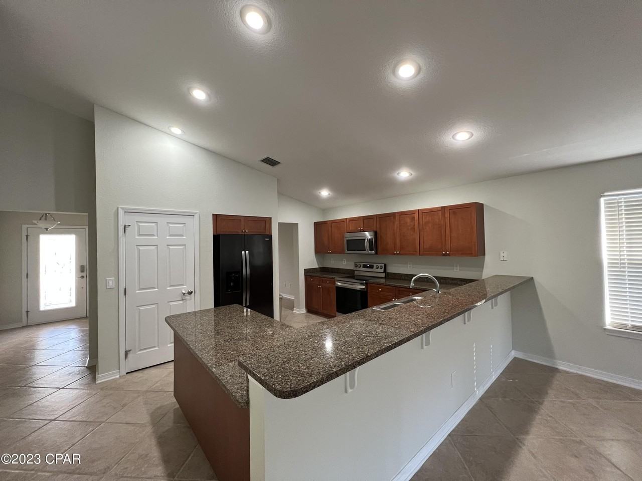 103 Middleburg Dr - Photo 4 of 16