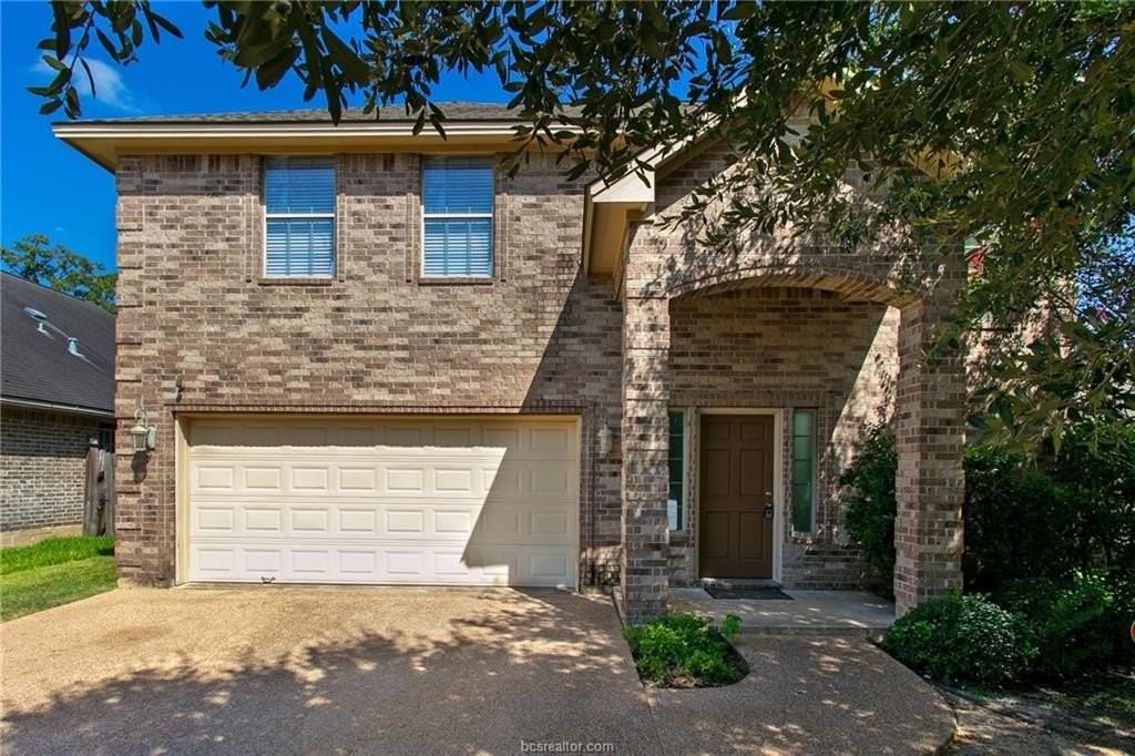 2212 Brougham Pl - Photo 2 of 30