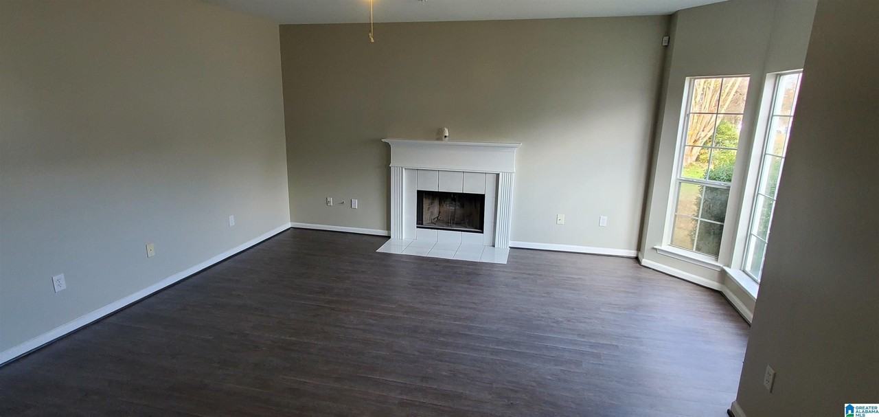 1617 King James Dr - Photo 5 of 5
