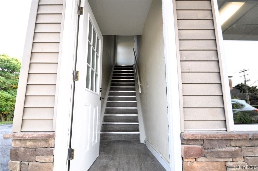 8525 Main St - Photo 2 of 20