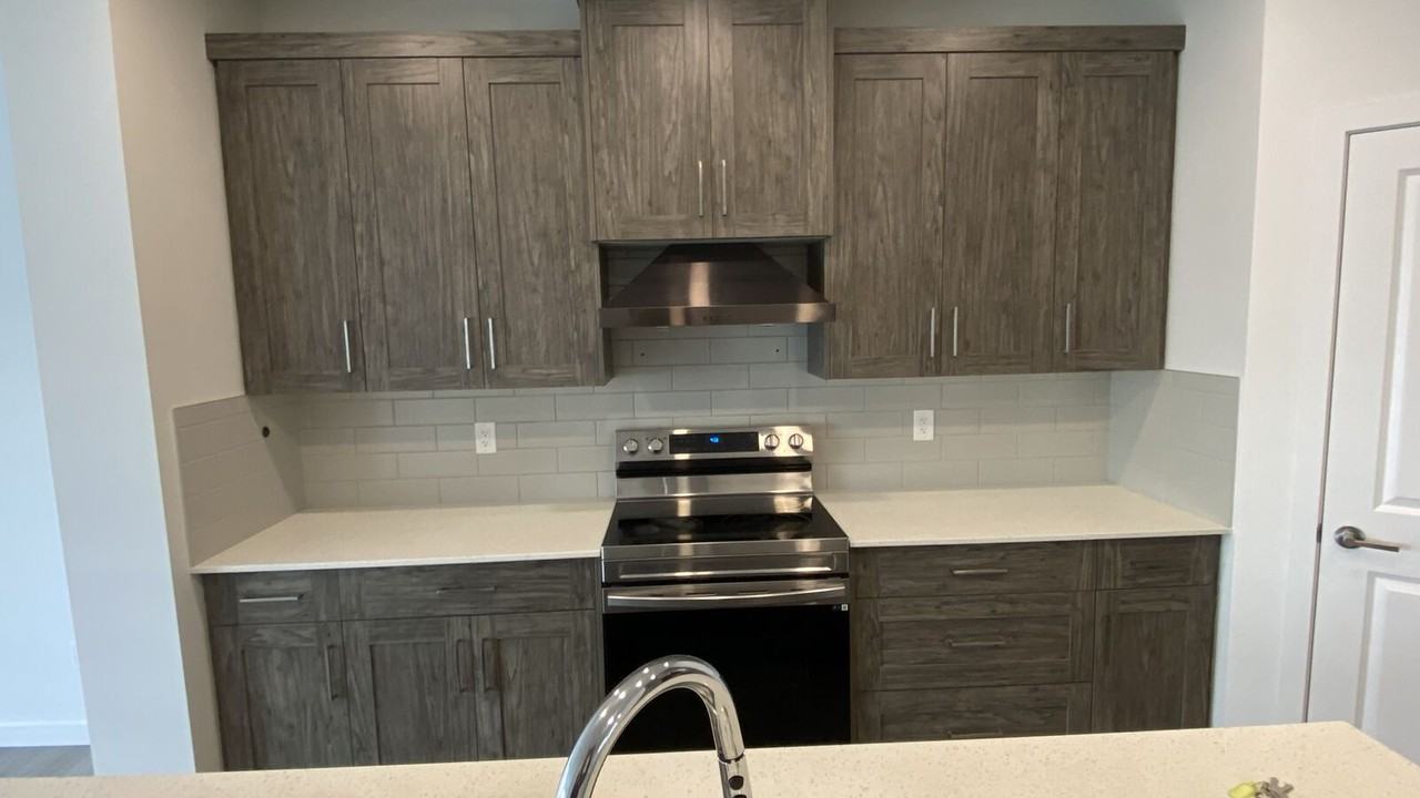 15134 26 St Nw - Photo 3 of 25
