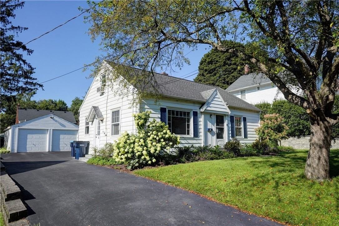 15 Maple St - Photo 2 of 15