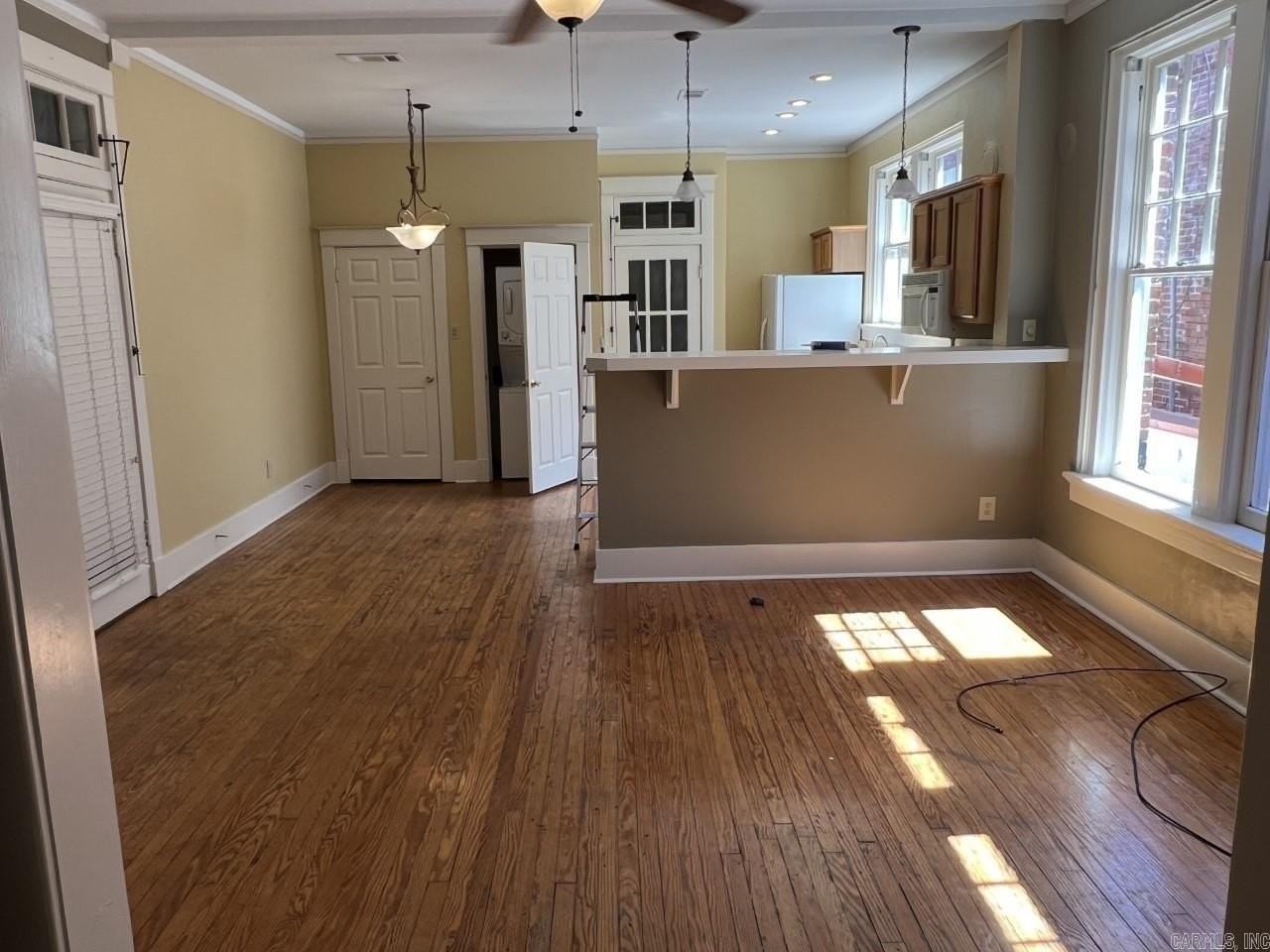 1419 Main St #A - Photo 3 of 7