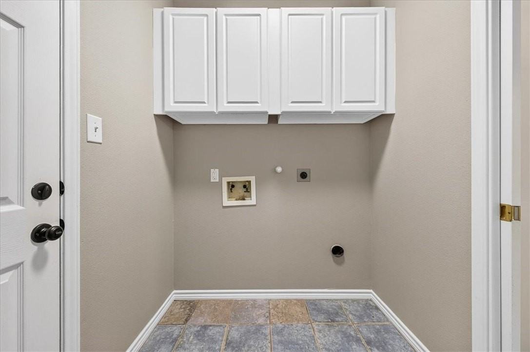 7414 Lake Micala Dr - Photo 6 of 39