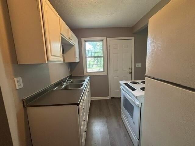 1134 E 23rd Ave - Photo 7 of 14