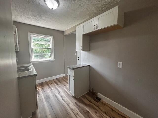 1335 E 25th Ave - Photo 3 of 14