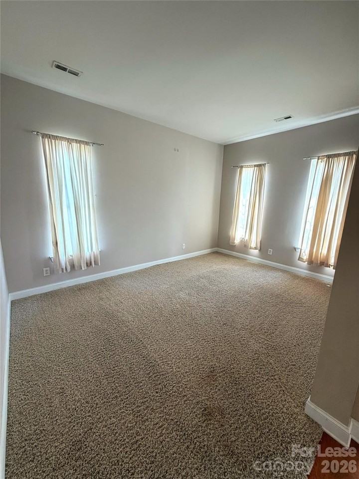 10729 Serape Rd - Photo 7 of 35