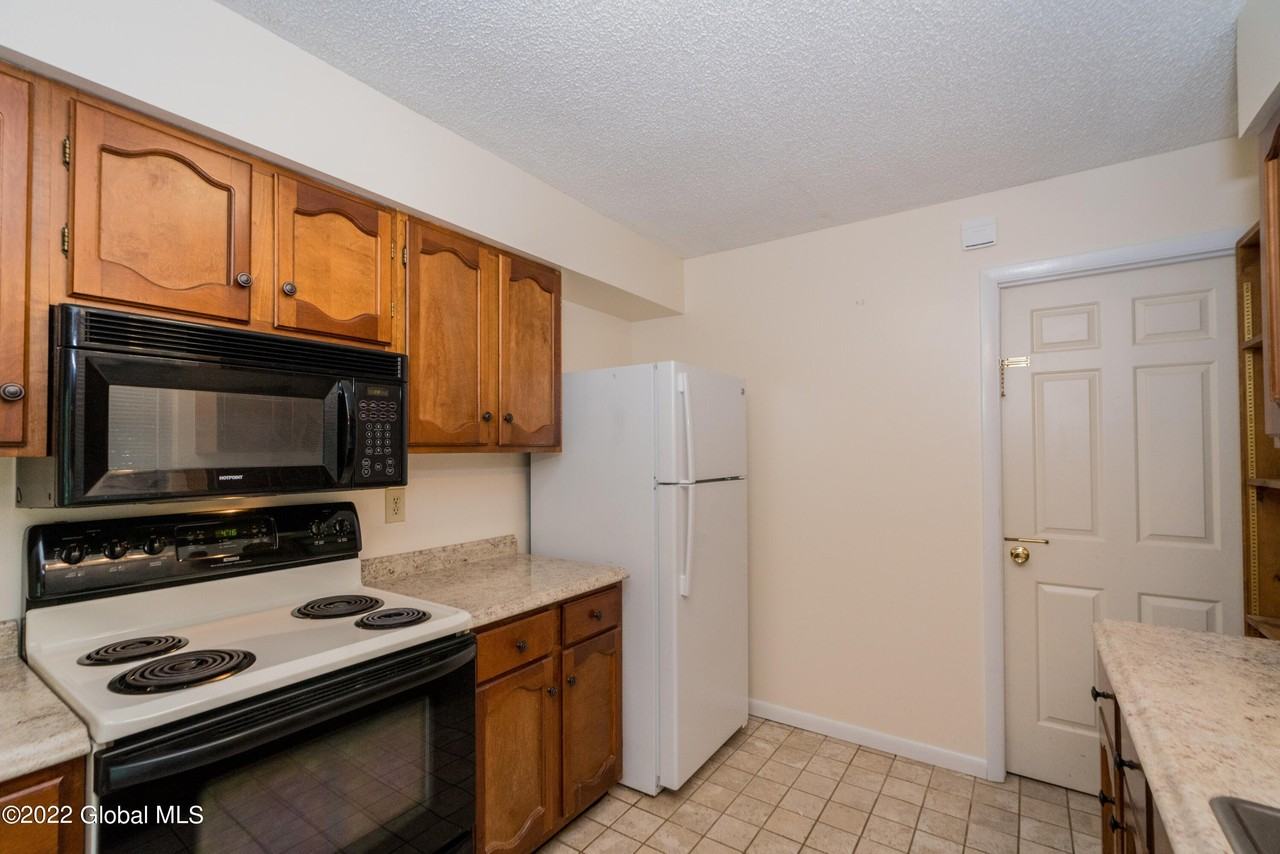 29 Quail Ct - Photo 4 of 19