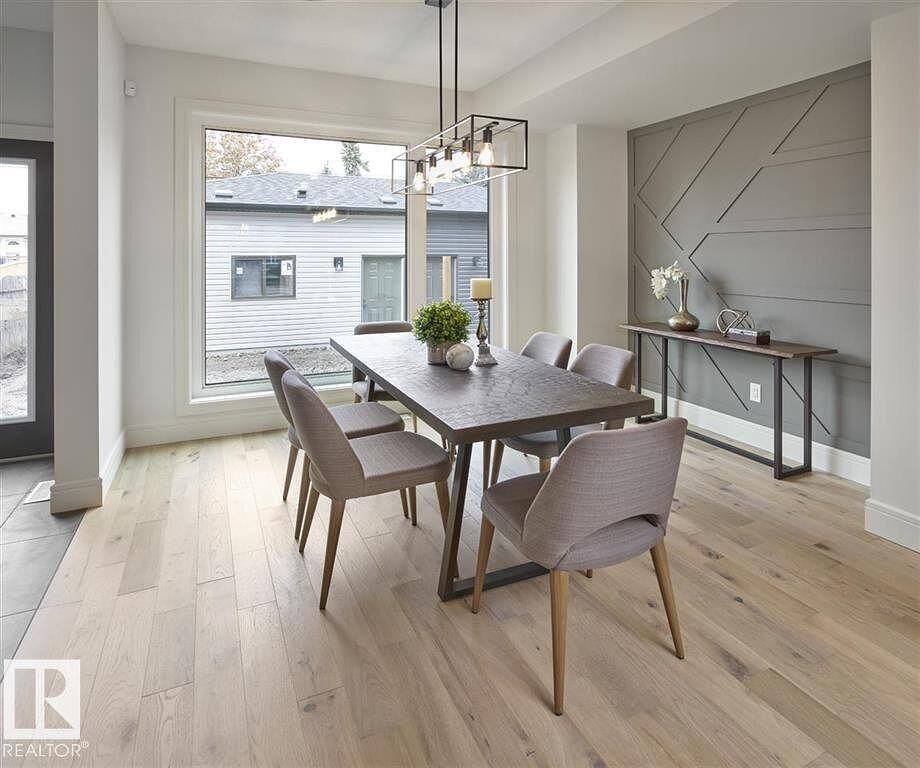 8928 148 St Nw - Photo 2 of 19