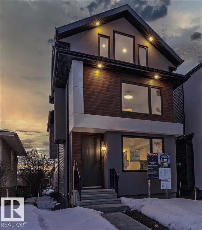 8928 148 St Nw - Photo 7 of 19