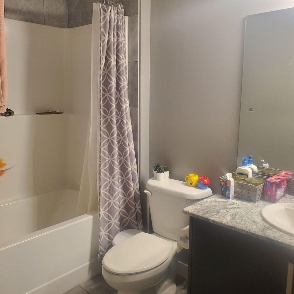 1131 Cornerstone St Ne - Photo 4 of 12