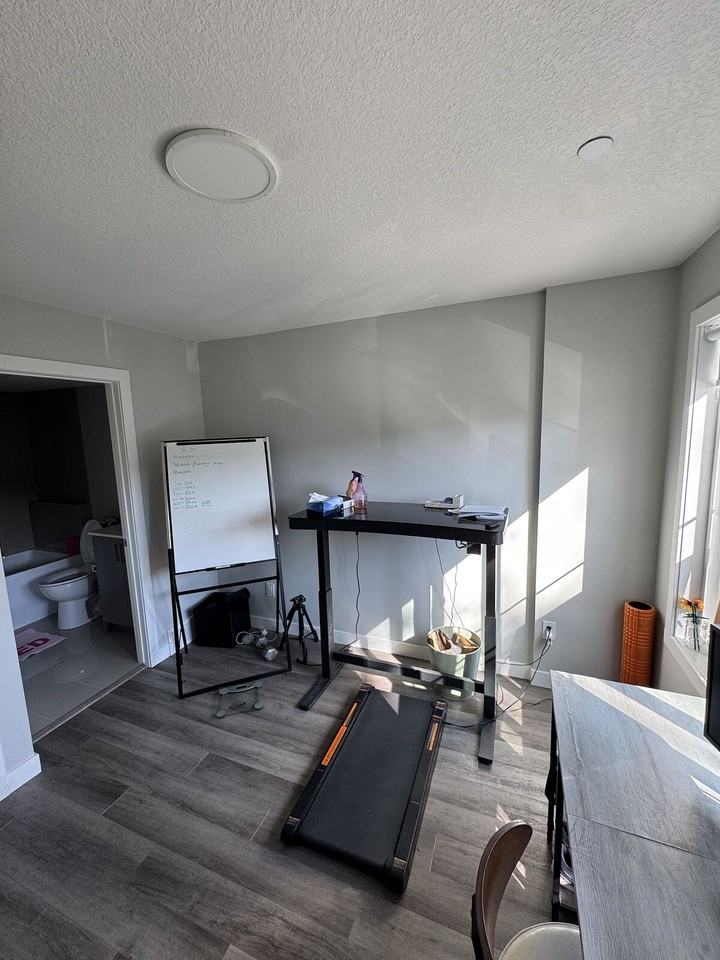 1506 - 1506 10 Ave Se - Photo 6 of 10