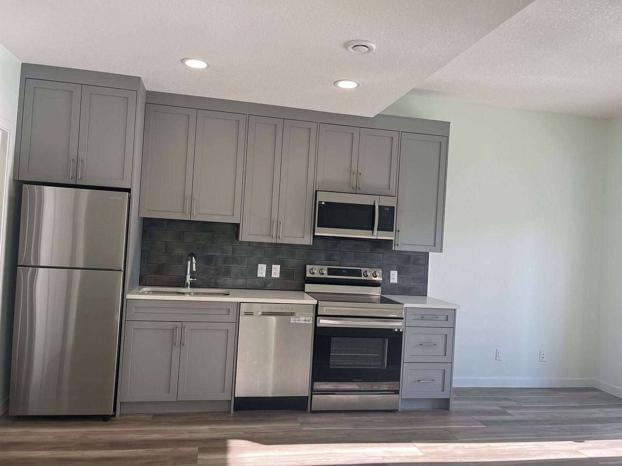 63 Sage Bluff Mews Nw - Photo 2 of 12