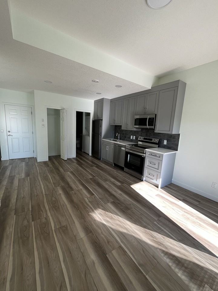 63 Sage Bluff Mews Nw - Photo 3 of 12