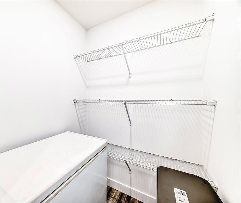 81 Herron Mews Ne - Photo 6 of 9