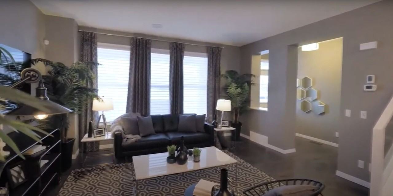 349 Desrochers Blvd Sw - Photo 2 of 12