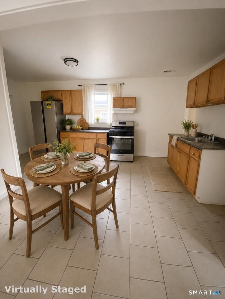 27 Lilac St - Photo 2 of 15