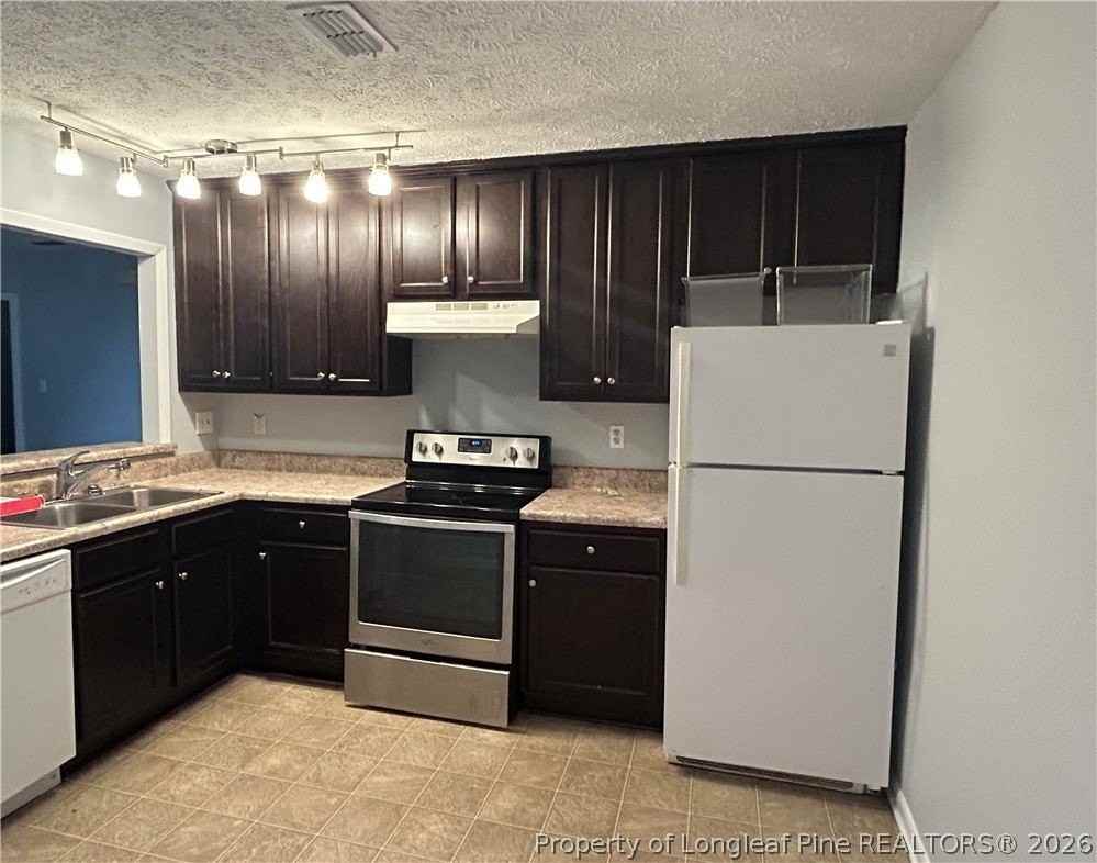 7041 Candlewood Dr - Photo 5 of 12