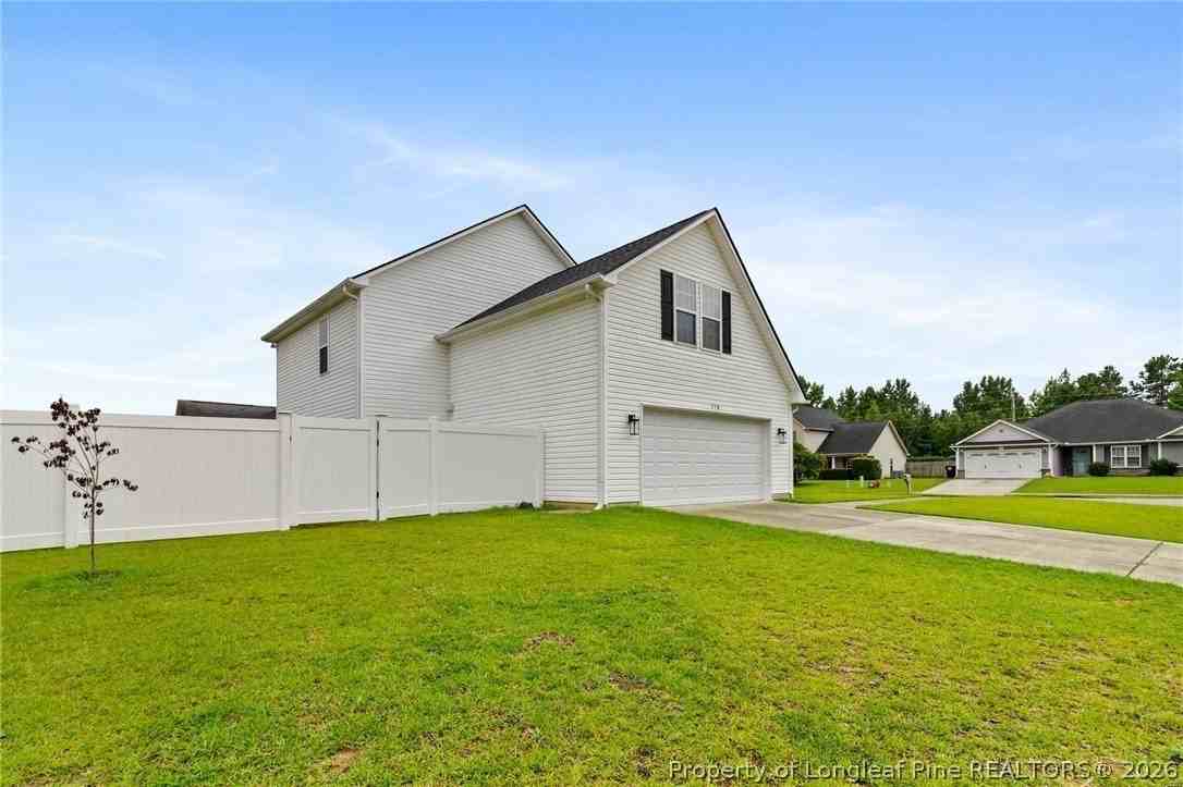 118 Newport Ct - Photo 4 of 37