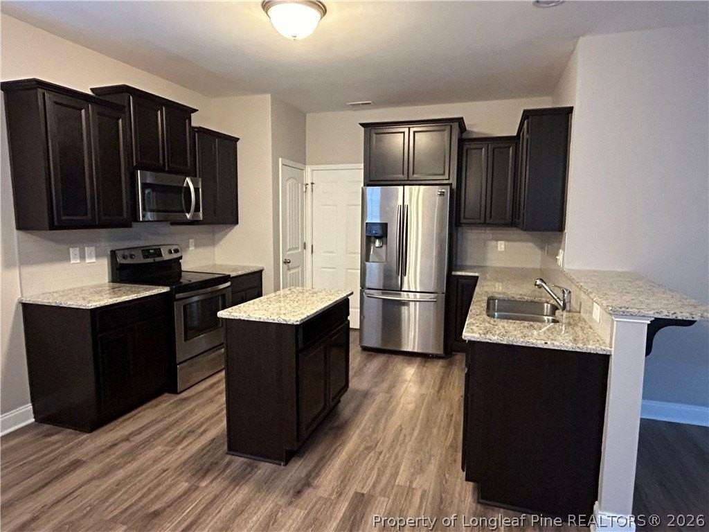 312 Derby Ln - Photo 4 of 21