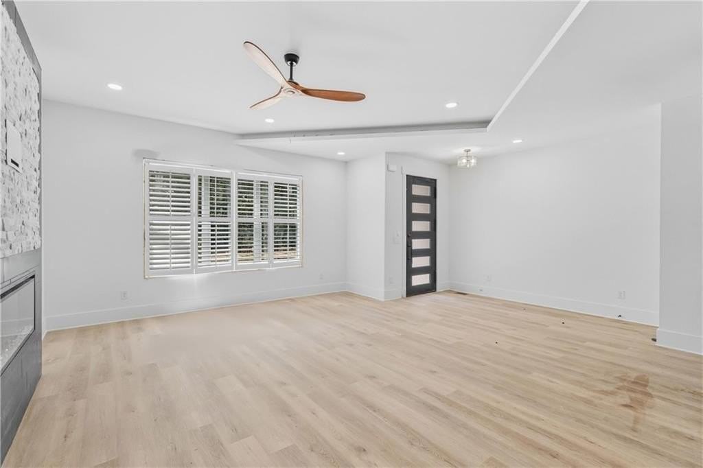 185 Brush Creek Ct - Photo 4 of 20