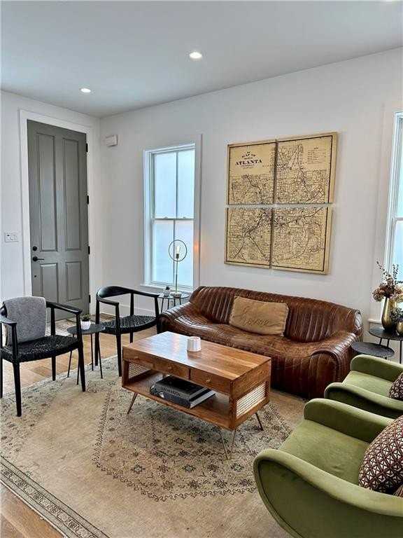 210 Glasgow Ln - Photo 3 of 50