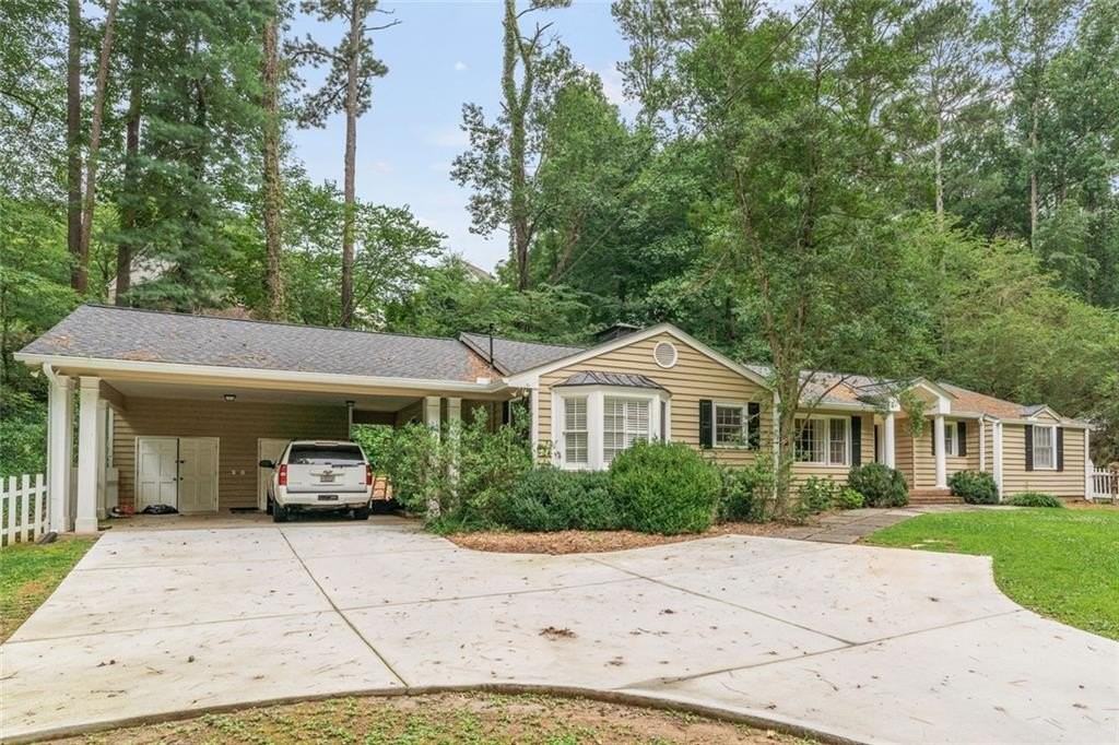 2986 Mornington Dr Nw - Photo 3 of 25