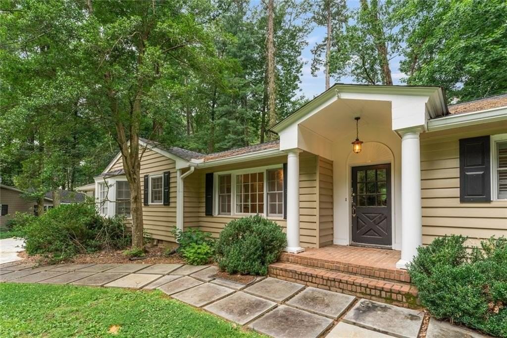 2986 Mornington Dr Nw - Photo 5 of 25