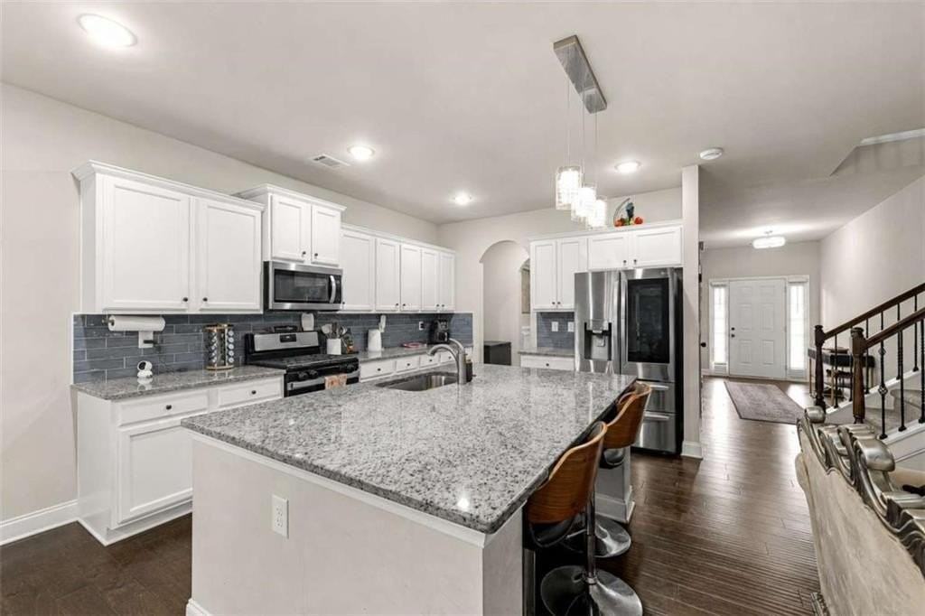 3748 Southfield Ct - Photo 6 of 29