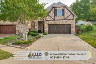 4046 E Hill Dr - Photo 1 of 1