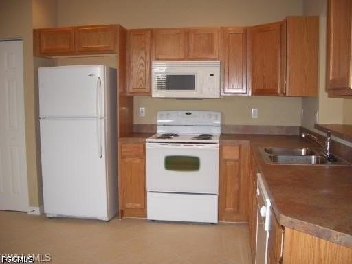 3384 Dandolo Cir - Photo 2 of 10