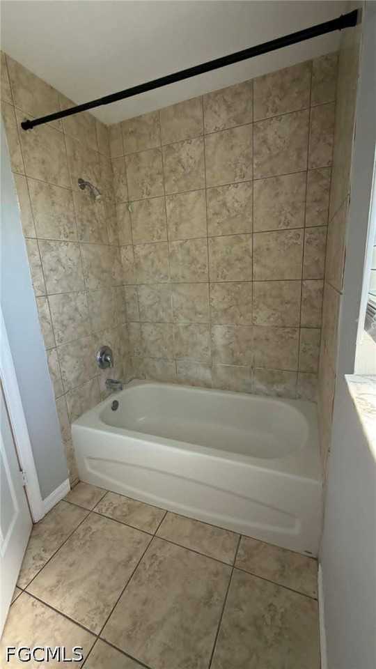 4444 29th St Sw - Photo 4 of 15