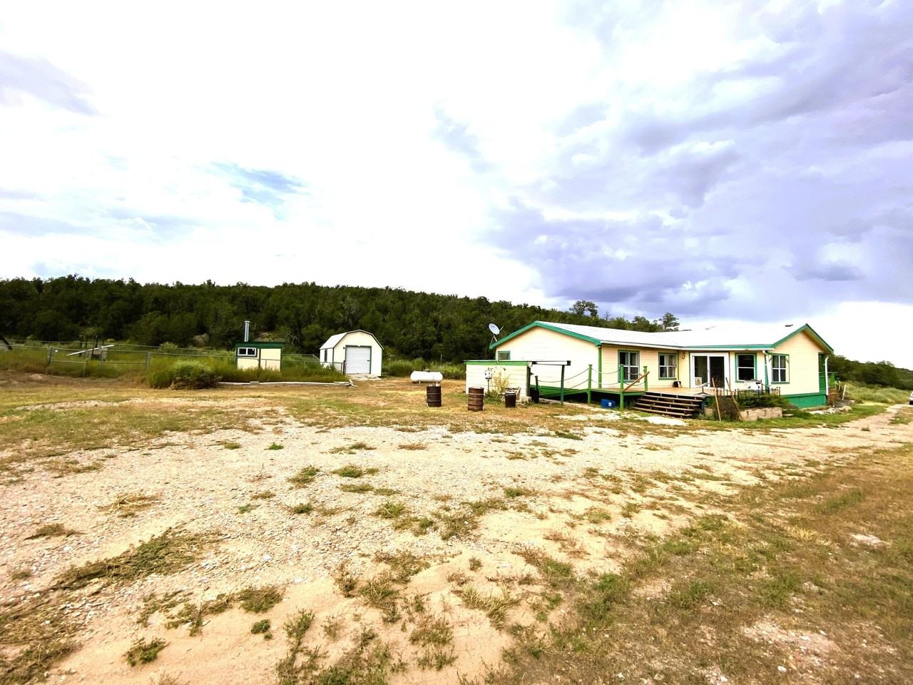 27 Hillcrest Rd