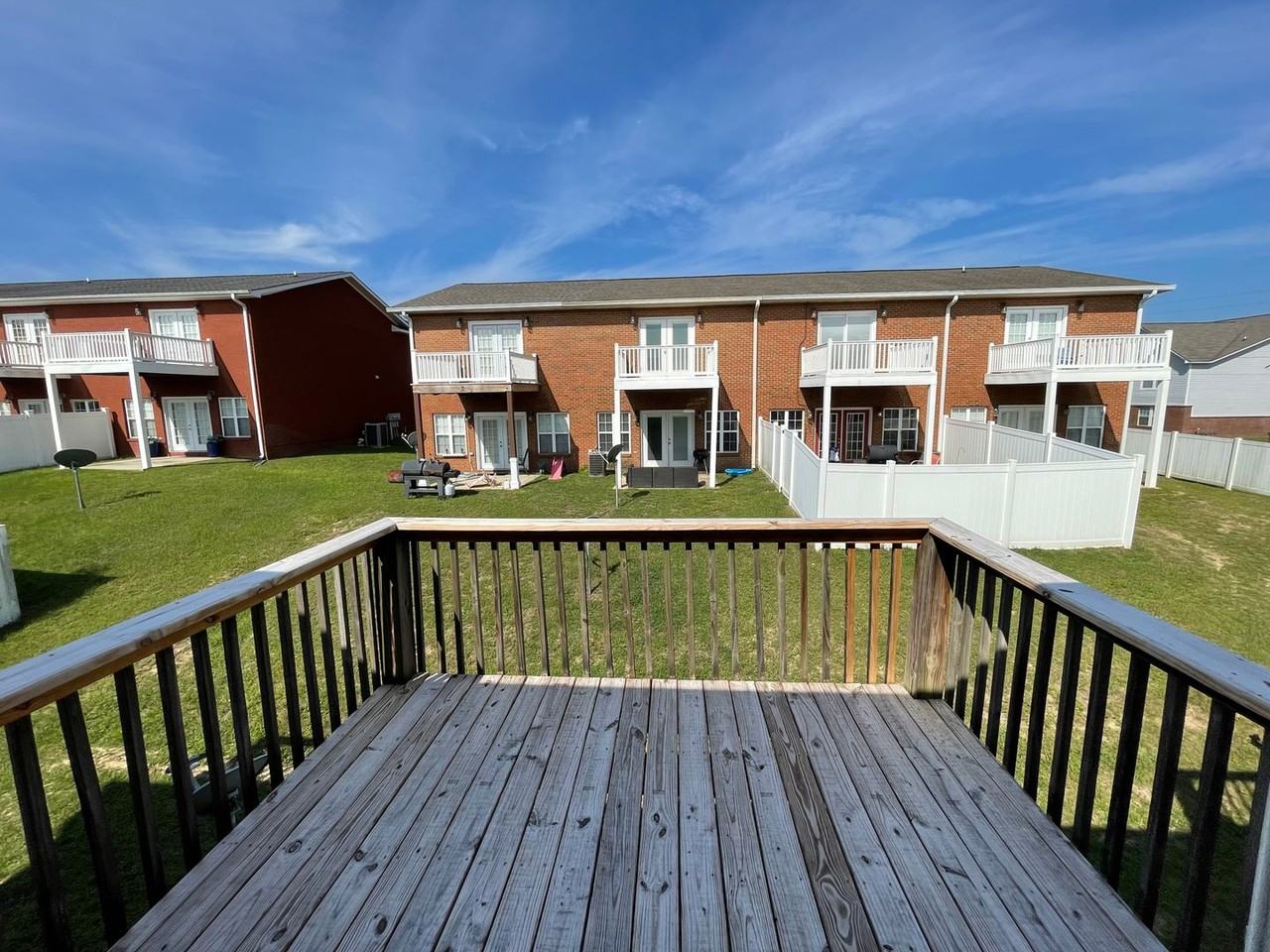 319 Eagle Lndg - Photo 2 of 10