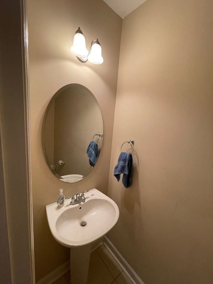 319 Eagle Lndg - Photo 5 of 10