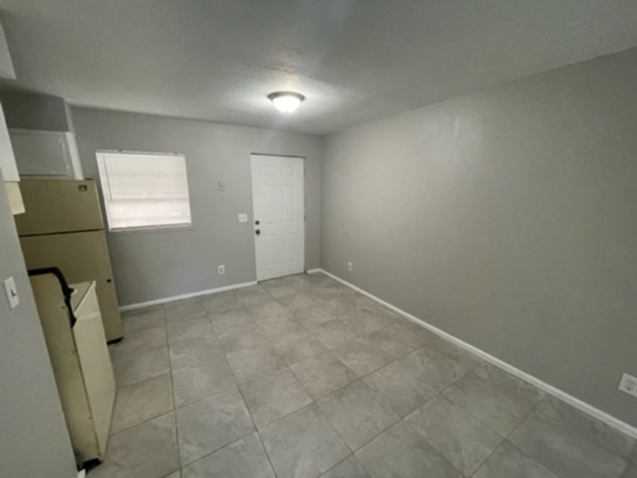 12136 Munbury Dr #2 - Photo 5 of 10