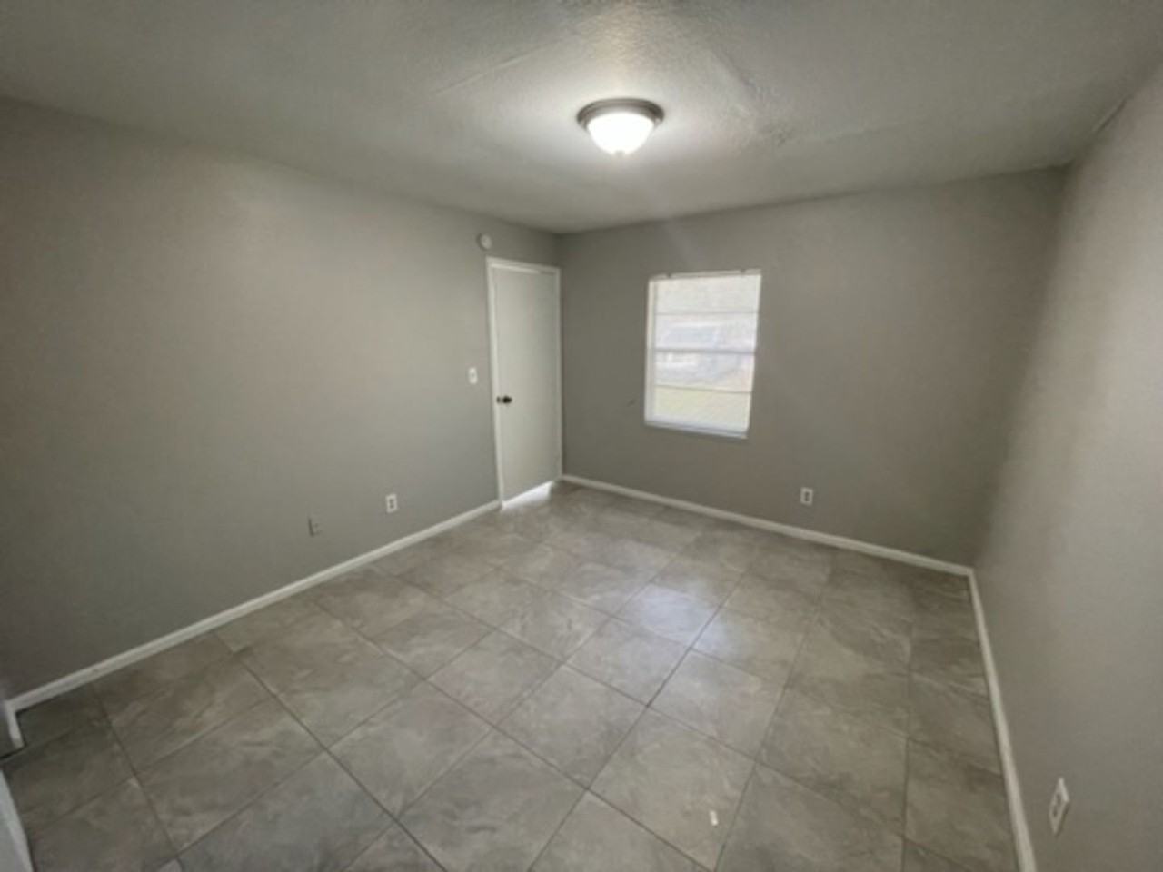12136 Munbury Dr #2 - Photo 6 of 10