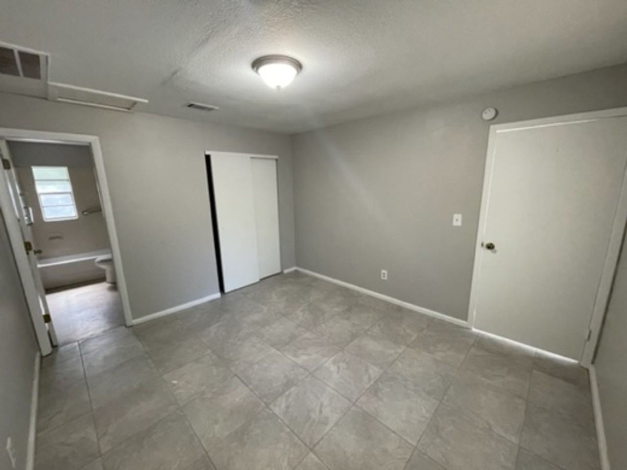 12136 Munbury Dr #2 - Photo 7 of 10