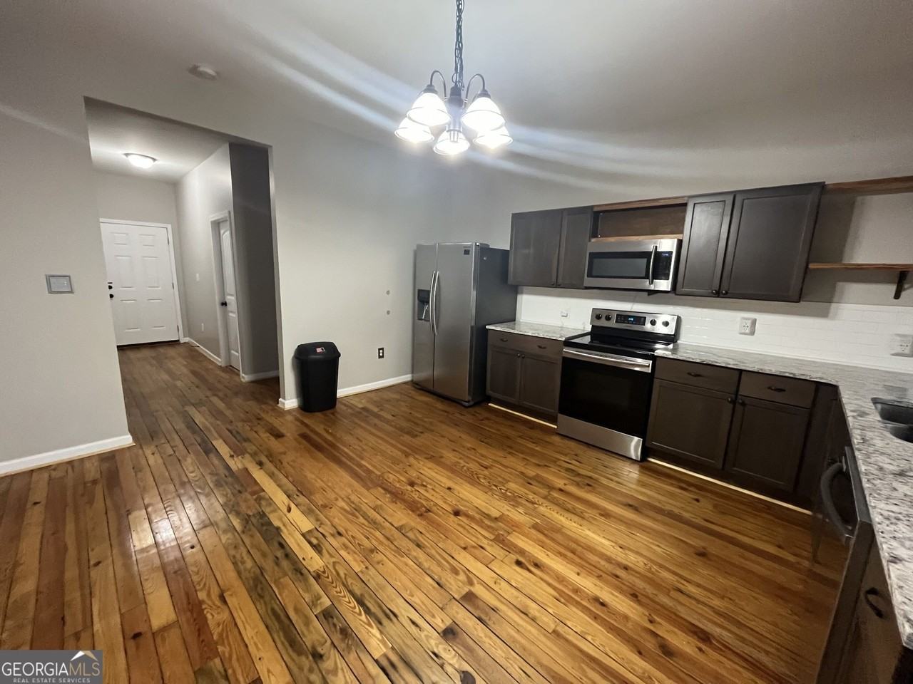 3 Beech St - Photo 5 of 19