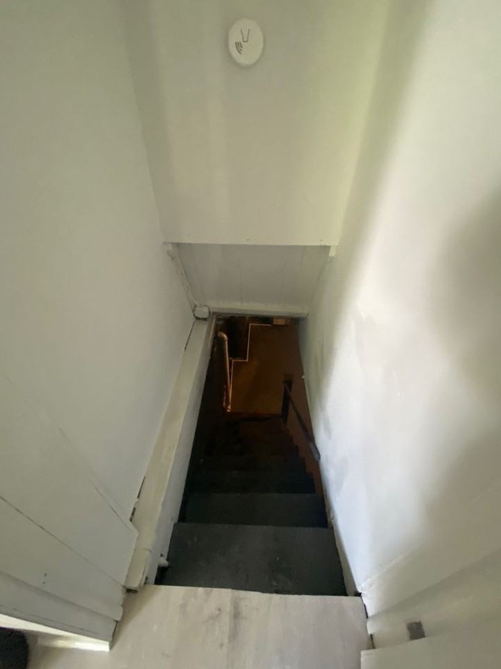 938 N Gray St - Photo 5 of 13