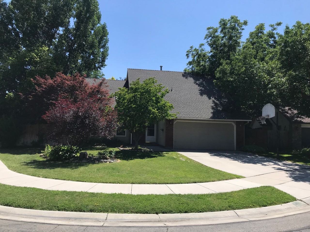 4271 N Pennfield Pl - Photo 3 of 26