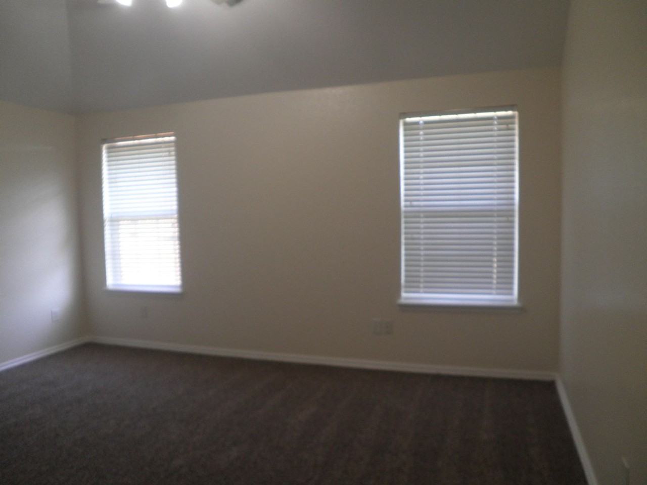 407 Woodbriar - Photo 4 of 4
