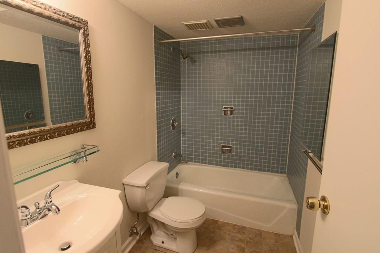 36 Williamsburg Dr - Photo 4 of 22