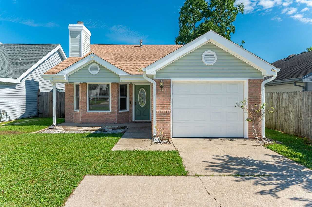 1852 Heartland Dr - Photo 2 of 36