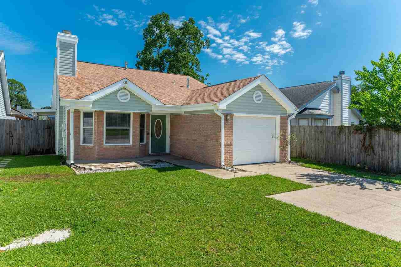 1852 Heartland Dr - Photo 3 of 36
