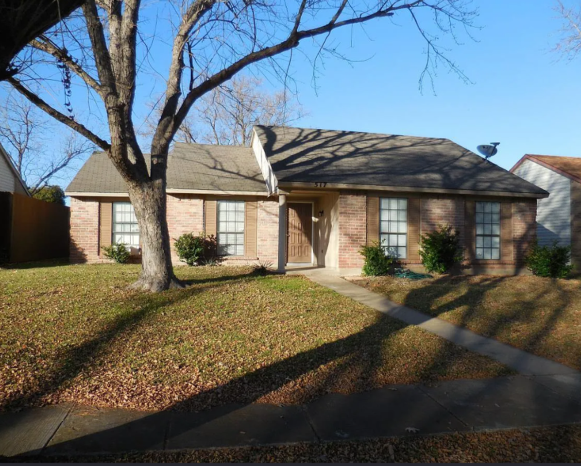 517 Willow Oak St