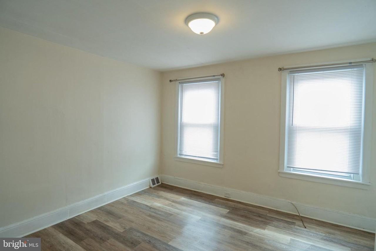 1420 S Hicks St - Photo 7 of 15