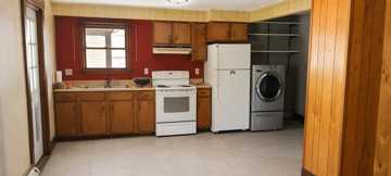 featured image of 438 S Main St